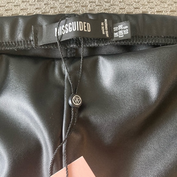 2 pairs MISSGUIDED black Faux Leather Leggings - Picture 14 of 15